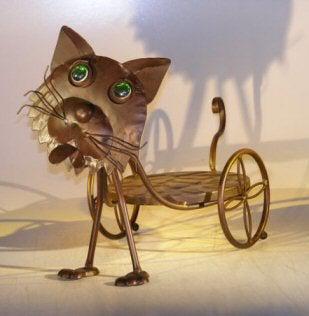 Metal Cat Garden Pot Holder with Moving Head and Tail 18.0" x 8.5" x 14.0"